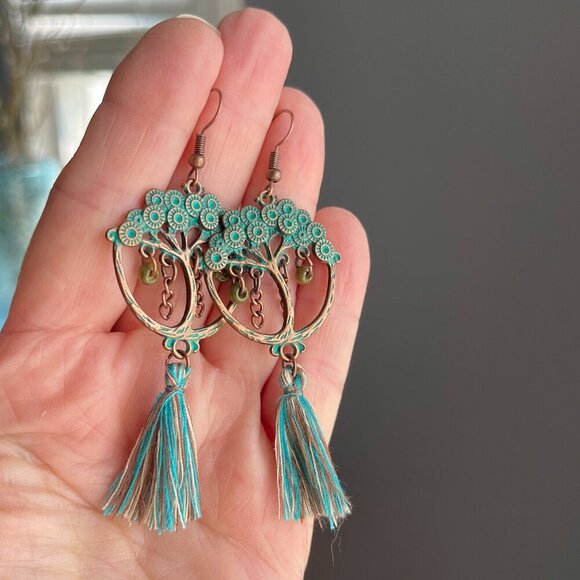 Style Bohemian Copper Patina Tree of Life Fring Dangle Fish Hook Peirce Earrings - Picture 3 of 5
